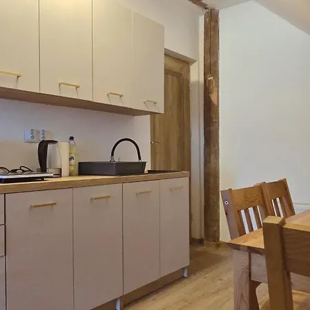 Stajnia Dzezy I Natalia Strzalkowska Apartamento Jazy